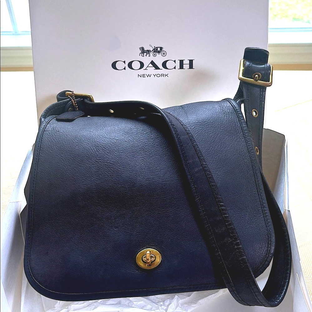 Vintage Coach 240-3505 Black Saddle Leather Shoulder Bag- Made in NYC